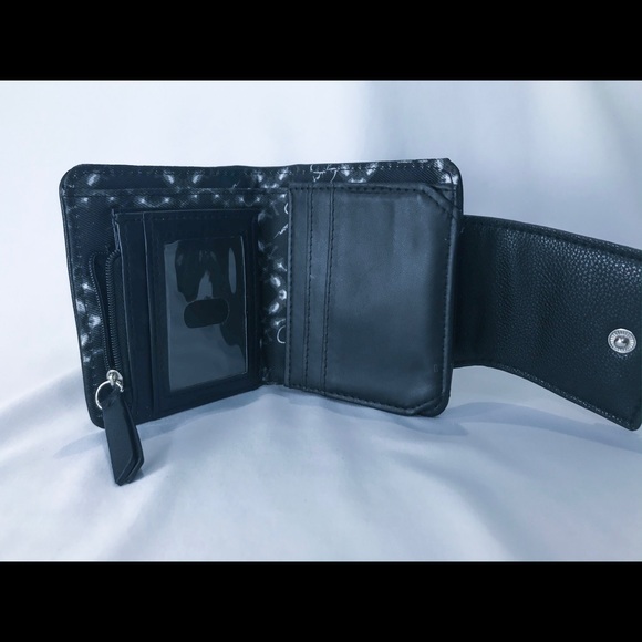 💜2 FOR 10 ACCESSORY SALE!💜Jessica Simpson Wallet - Picture 2 of 3